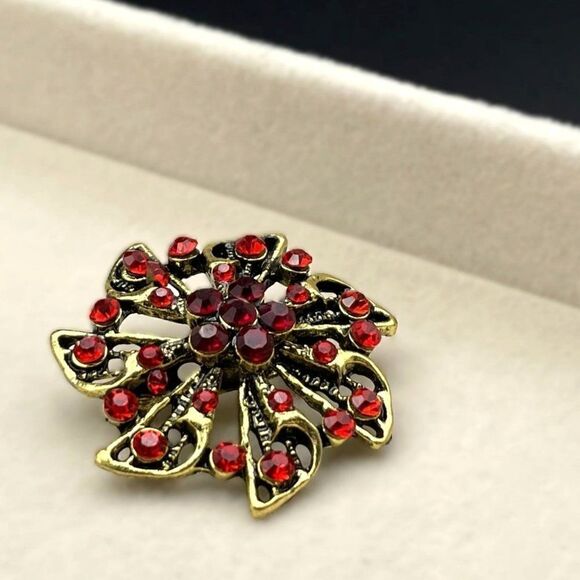 Yellow Gold with Ruby Red and Garnet Red Crystal Pinwheel Flower Pin Back Brooch - Picture 5 of 7